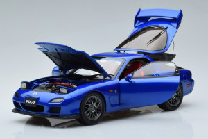 PLM22001-02  Mazda RX7 Spirit R Polar Master 1/18 2