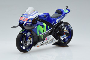 122163099  Yamaha YZR-M1 Movistar Yamaha J Lorenzo MotoGP Minichamps 1/12