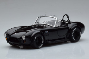 08048BK  Shelby Cobra 427 S/C Black Kyosho 1/18