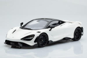 GT861  McLaren 765 LT White GT Spirit 1/18