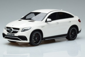 B66965706  Mercedes AMG GLE 63S Coupe White GT Spirit 1/18