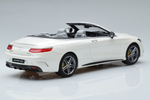 B66965712  Mercedes S63 AMG Convertible Diamond White GT Spirit 1/18 2
