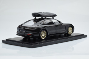 WAXL2100006  Porsche Panamera 10 Years Edition 2019 Black Spark 1/18 2