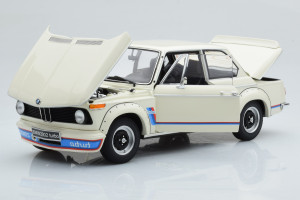 08544W  BMW 2002 Turbo Kyosho 1/18 2