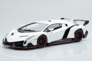 74507  Lamborghini Veneno White AUTOart 1/18
