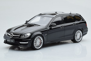GT760  Mercedes C63 S204 AMG T-Model Black GT Spirit 1/18