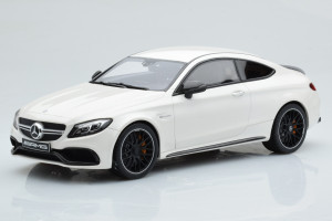 B66965707  Mercedes C63s W205 AMG Coupe White GT Spirit 1/18