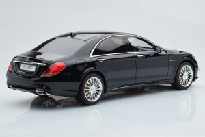 ZM043  Mercedes S65 W222 AMG Sedan Black GT Spirit 1/18 2