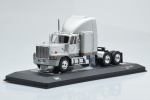 TR166  GMC General SBFA Silver IXO 1/43
