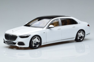 820116  Mercedes Maybach S600 V12 Biturbo Diamond White Almost Real 1/18