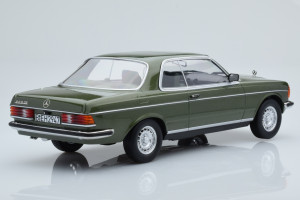 183704  Mercedes 280 CE W123 Coupe Green Norev 1/18 2