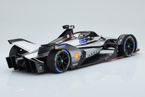 114180023  Formula E Season 5 Nissan E Dams S Buemi Damaged Minichamps 1/18 2
