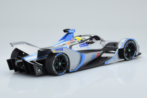 114180019  Formula E Season 5 Venturi Formula E Team F Massa Minichamps 1/18 2