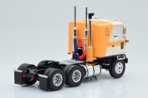 TR167  GMC Astro 95 Beige White IXO 1/43 2