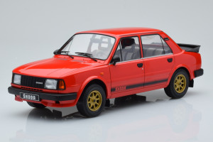 18CMC159  Skoda 130 LR Red IXO 1/18