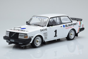 18RMC106  Volvo 240 Turbo IPS Racing Blaupunkt n1 P Stureson DTM Zolder 1986 IXO 1/18