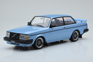 18MCC090  Volvo 240 Turbo Light Blue IXO 1/18