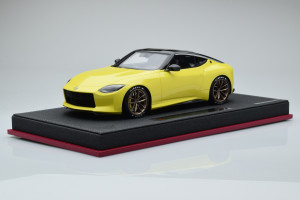 IM056  Nissan Fairlady Z Prototype Ikazuchi Yellow Make Up 1/18