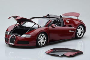 100110832  Bugatti Veyron Grand Sport Red Red Minichamps 1/18 2