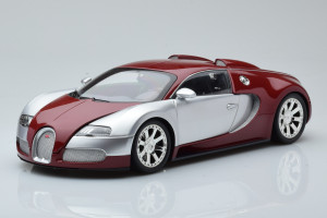 100110851  Bugatti Veyron L Edition Centenaire Chrome Red Minichamps 1/18