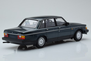 155171407  Volvo 240 GL Petrol Metallic Minichamps 1/18 2