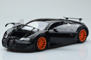 100110842  Bugatti Veyron Super Sport Black Metallic Minichamps 1/18 2