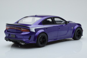 GT895  Dodge Charger Super Bee Purple GT Spirit 1/18 2