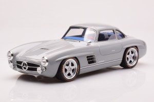 GT418  Mercedes 300 SL W198 Gullwing By S-Klub Grey GT Spirit 1/18