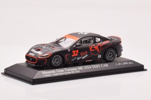 400101232  Maserati GranTurismo MC GT4 n32 Sicart Trofeo Granturismo Minichamps 1/43 2