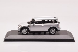 Mini Clubman Cooper S Silver Minichamps 1/43
