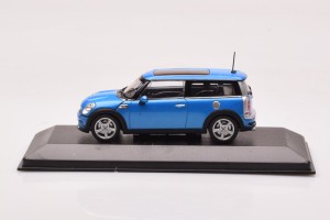 Mini Clubman Cooper S Blue Rear Hedlights Covered Minichamps 1/43