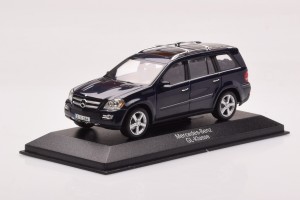 B66962228  Mercedes GL X164 Tansanite Blue Minichamps 1/43 2