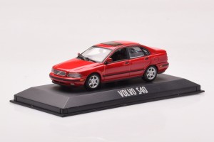 430171100  Volvo S40 Red Minichamps 1/43 2