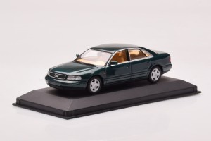 Audi A8 D2 Green Individual Minichamps 1/43 2