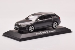 403017218  Audi RS6 C6 Avant Grey Minichamps 1/43 2
