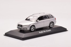 Audi A4 B7 Avant Silver Minichamps 1/43 2