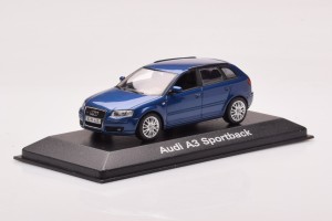 5010403033  Audi A3 8PA Sportback Mauritius Blue Minichamps 1/43 2