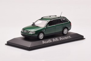 5010106213  Audi A6 C5 Avant Green Minichamps 1/43 2