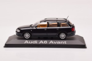 5019806233  Audi A6 C5 Avant Blue Metallic Minichamps 1/43