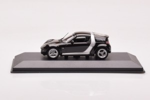 0019659V001C02Q00  Smart Roadster Coupe Jack Black Minichamps 1/43