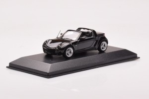 0019658V001C02Q00  Smart Roadster Jack Black Minichamps 1/43 2