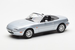 188023  Mazda MX-5 Silver Norev 1/18