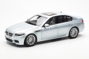 80432186353  BMW M5 F10 Silverstone Silver Paragon 1/18
