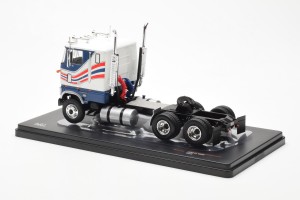 TR177  Ford CL 9000 White Blue IXO 1/43 2