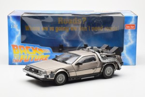 2711  Delorean Time Machine Back To The Future 1 Silver Sun Star 1/18 2