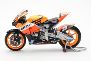 08MDM-PED-810A  Honda RC212V Repsol Honda Team Rider D Pedrosa MotoGP Minichamps 1/12