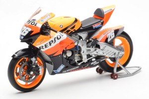 08MDM-PED-810A  Honda RC212V Repsol Honda Team Rider D Pedrosa MotoGP Minichamps 1/12 2