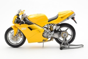 122120001  Ducati 996 Street Version Biposto Yellow Minichamps 1/12