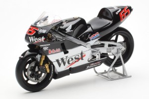 122016165  Honda NSR 500 West Honda Pons L Capirossi 500cc GP Minichamps 1/12 2