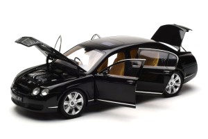 100139462  Bentley Continental Flying Spur Black Metallic Minichamps 1/18 2